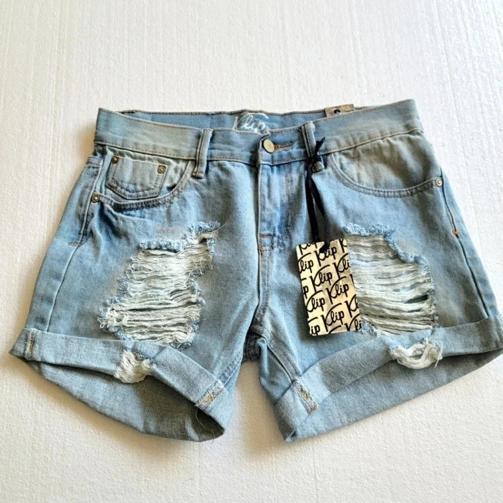 NWT Womens Juniors Klip Light Blue Jean Distressed Holes Shorts Size 7
